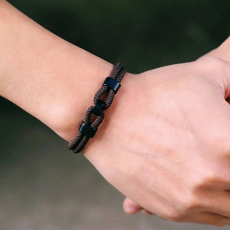 Bracelet Élégant pour Hommes avec Nœud Marin - Acier Inoxydable Durable - Survie Shop