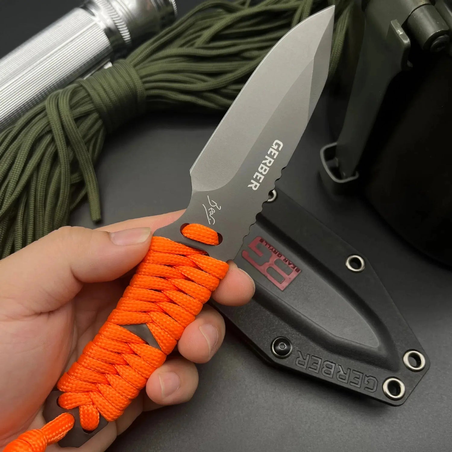 Couteau de Poche Gerber BG EDC en Acier Inoxydable - Polyvalent et Durable - Survie Shop