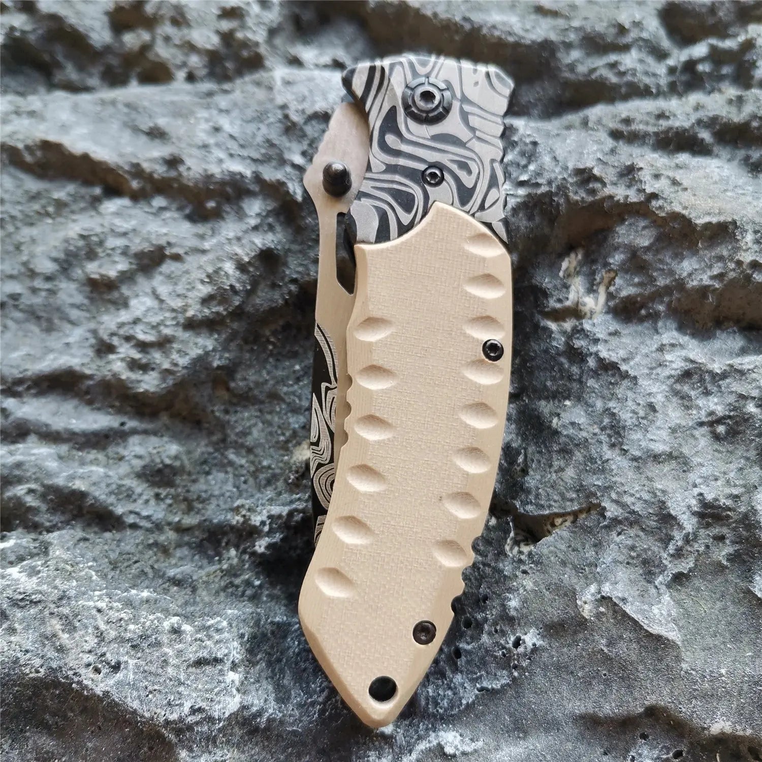 Couteau de Survie Buschcraft coloré et pliant 20cm. Survie Shop