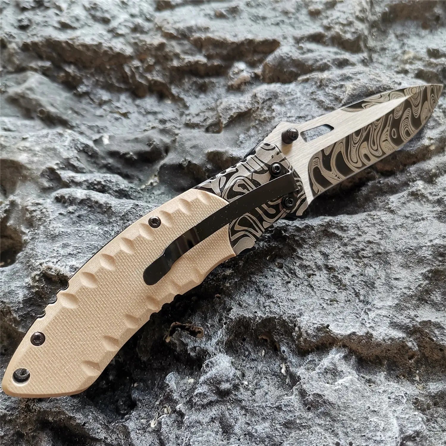 Couteau de Survie Buschcraft lame Damas et pliant 20cm. - Survie Shop