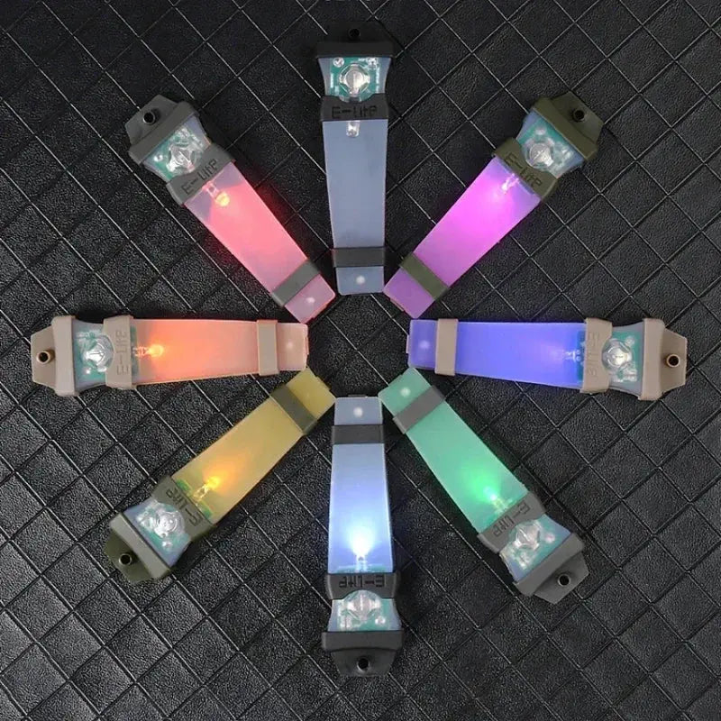 Lampe Tactique Signalisation Survie et Trek - Survie Shop