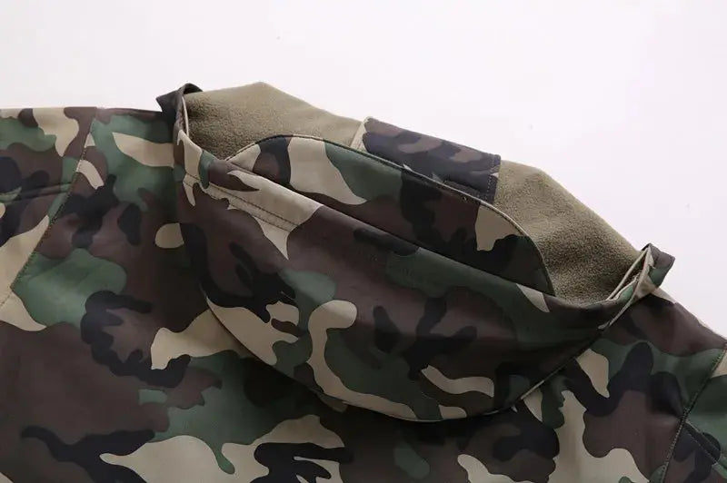 Veste militaire à capuche - Bushcraft & Survie. Survie Shop