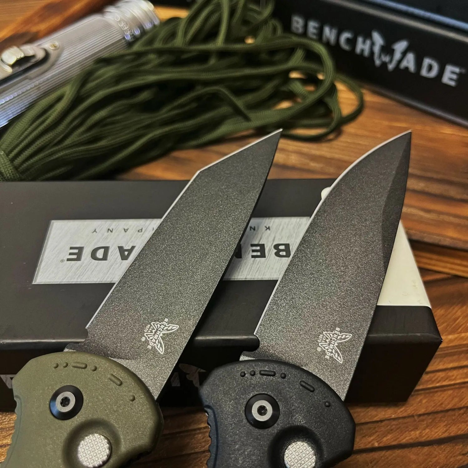 Couteau Benchmade Outil de camping portable pour l'extérieur, Survie Shop