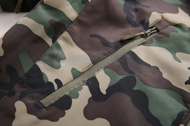 Veste militaire à capuche - Survie & Trek. Survie Shop